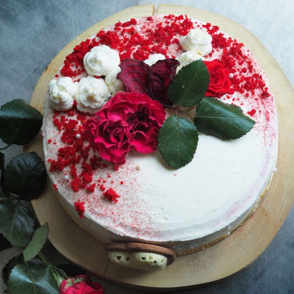 Red Velvet con mousse de queso de cabra y mascarpone