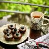 Mini muffins de harina de arroz, chocolate y arándanos