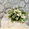Ramo de flores en tonos blancos