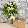 Ramo de flores en tonos blancos