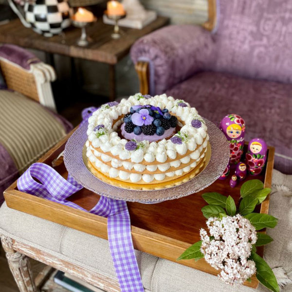 Matrioska de violetas y nata