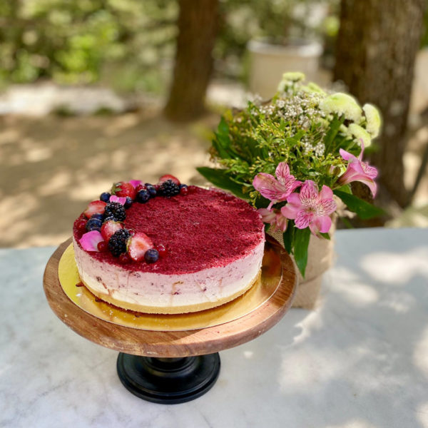 Mousse de yogur con frutos del bosque